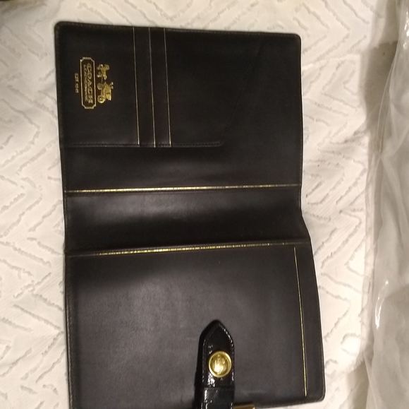 Coach Large wallet - Picture 9 of 9